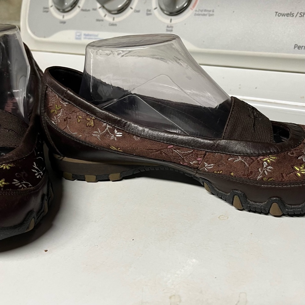 Skechers Brown leather Embroidered Mary Jane sneakers - Picture 4 of 8